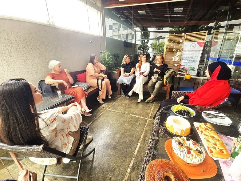 Profissionais de saúde reunidas para networking e troca de casos clínicos no projeto SI Kids da Saúde Integrada em São Bernardo do Campo